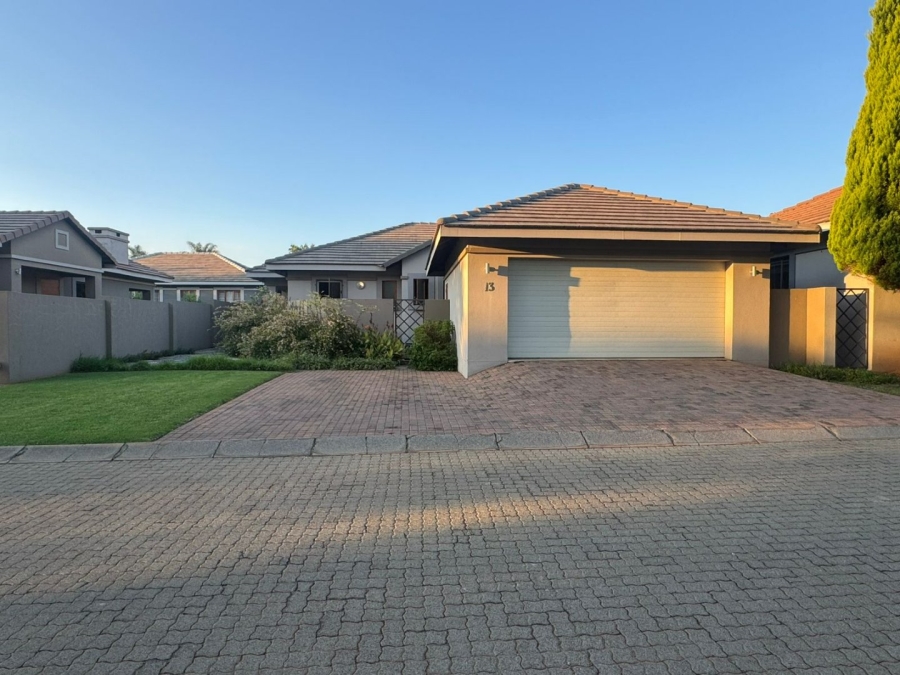 3 Bedroom Property for Sale in Wilkoppies North West